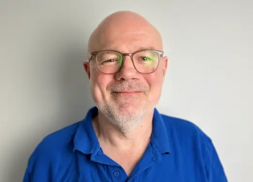 Porträttbild på Martin Lindstrand